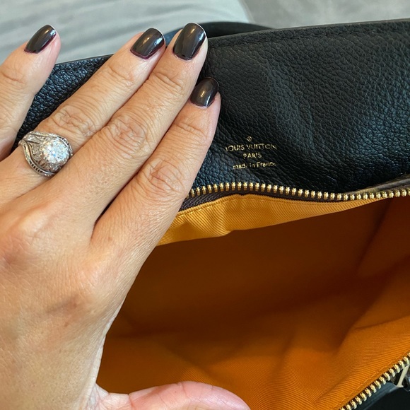 Louis Vuitton New Manhattan NM Noir Bag - Picture 8 of 15